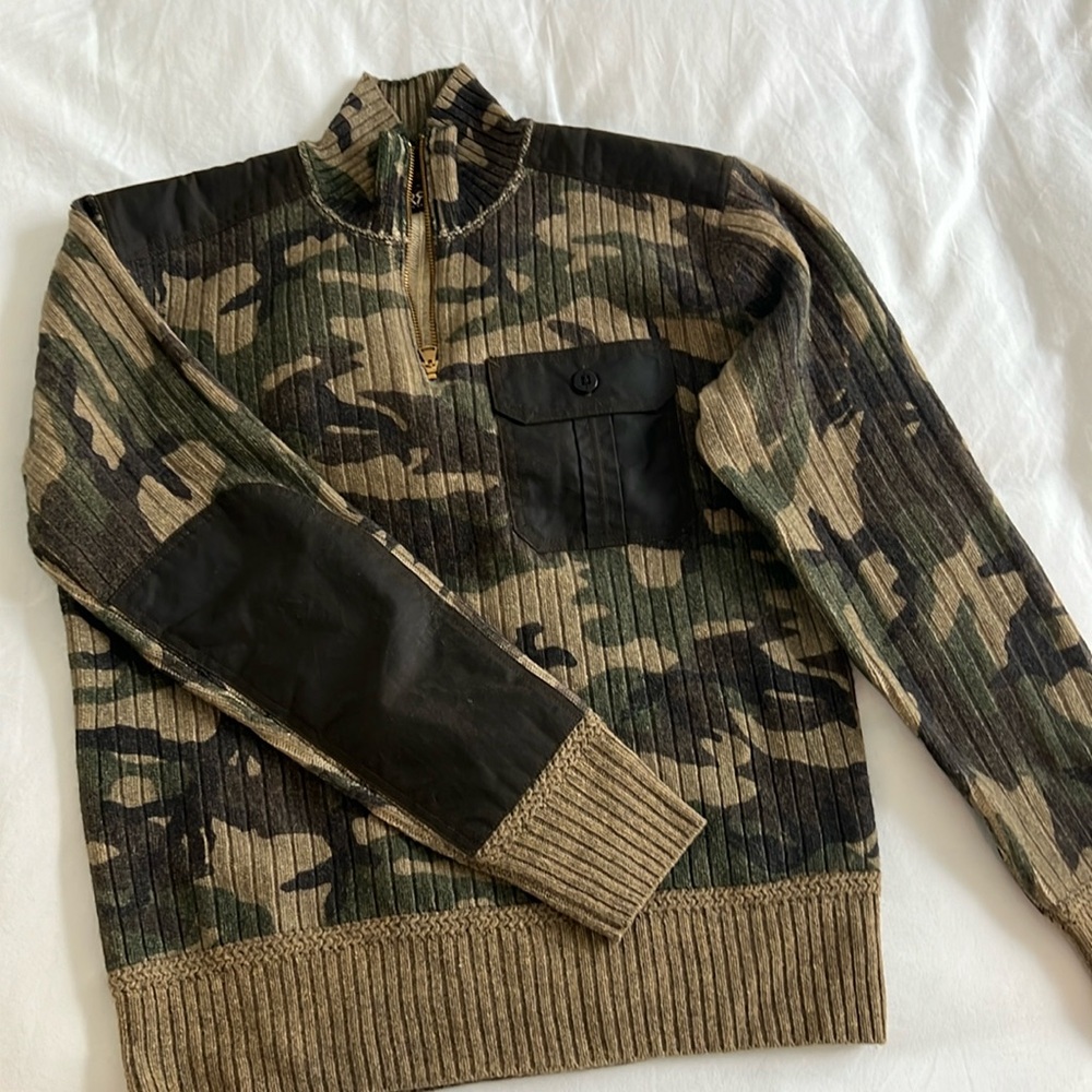 Double RL camo quarter zip, size M